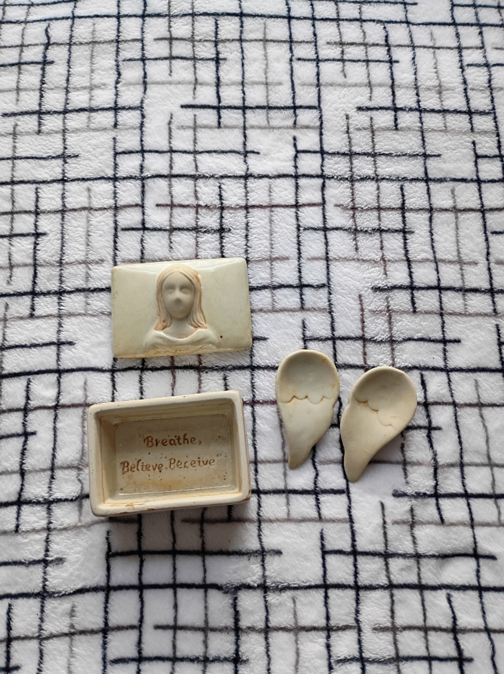 Heavy Ceramic Angel Trinket Dish Set in Cream Angel Wings